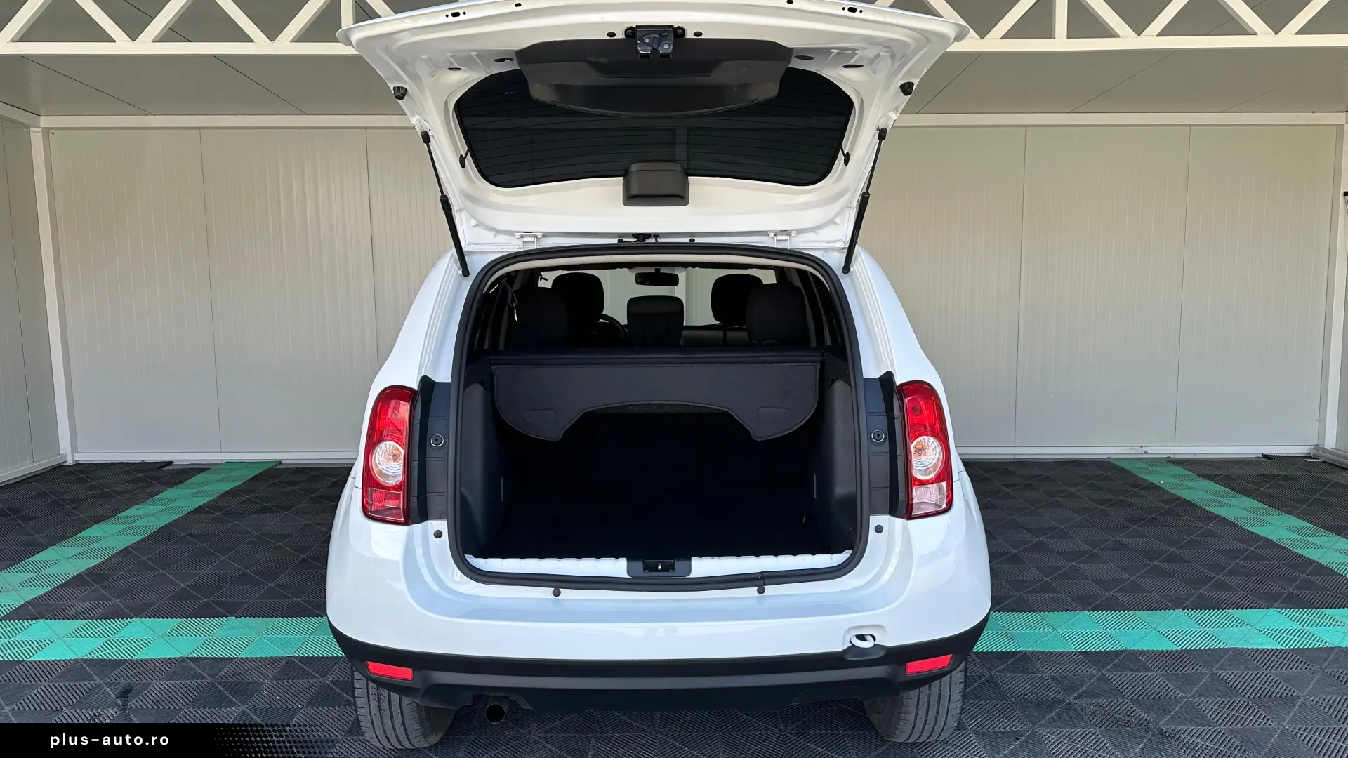 Dacia Duster 1.5 Diesel 107 CP An 2011