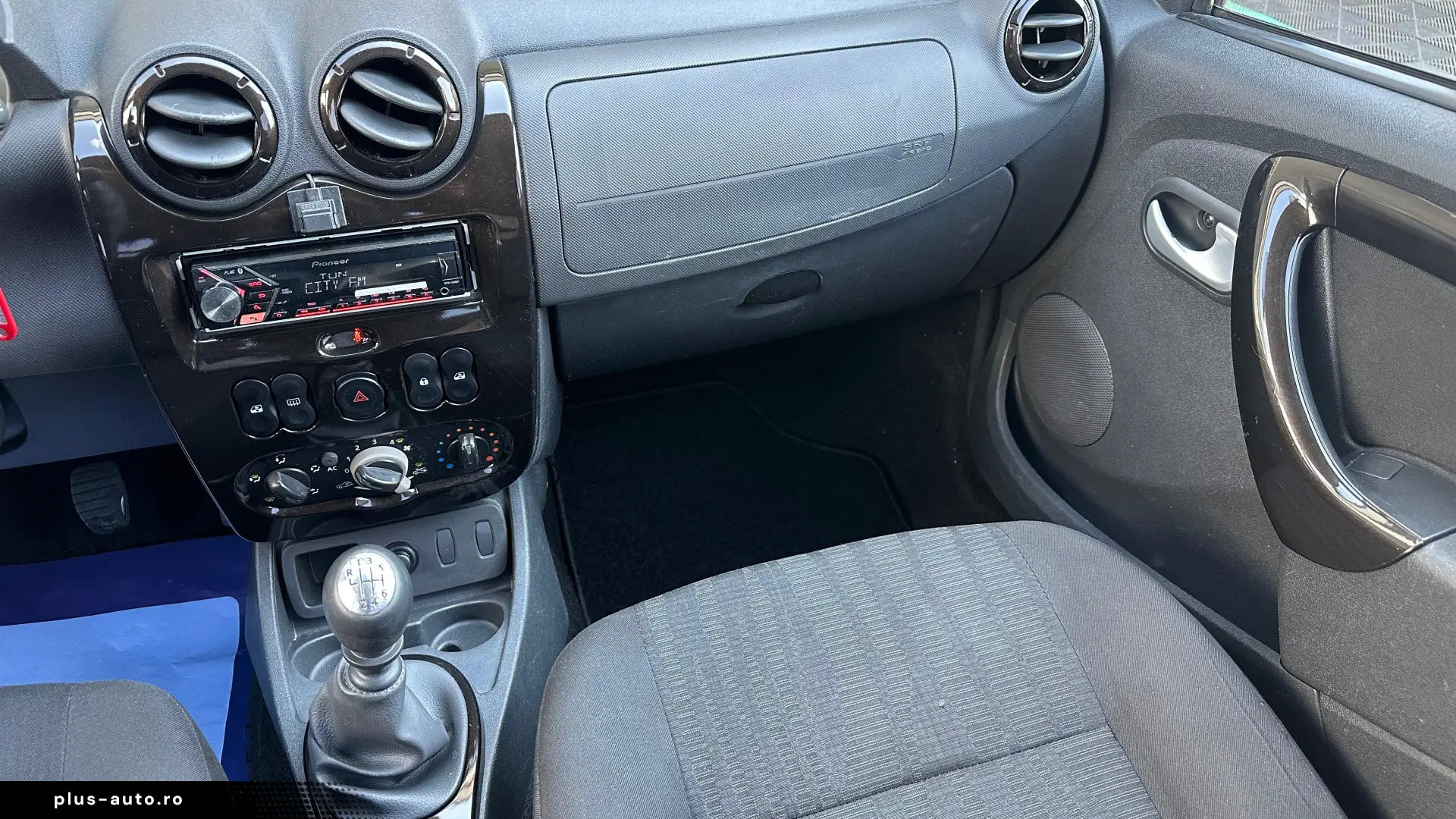 Dacia Duster 1.5 Diesel 107 CP An 2011