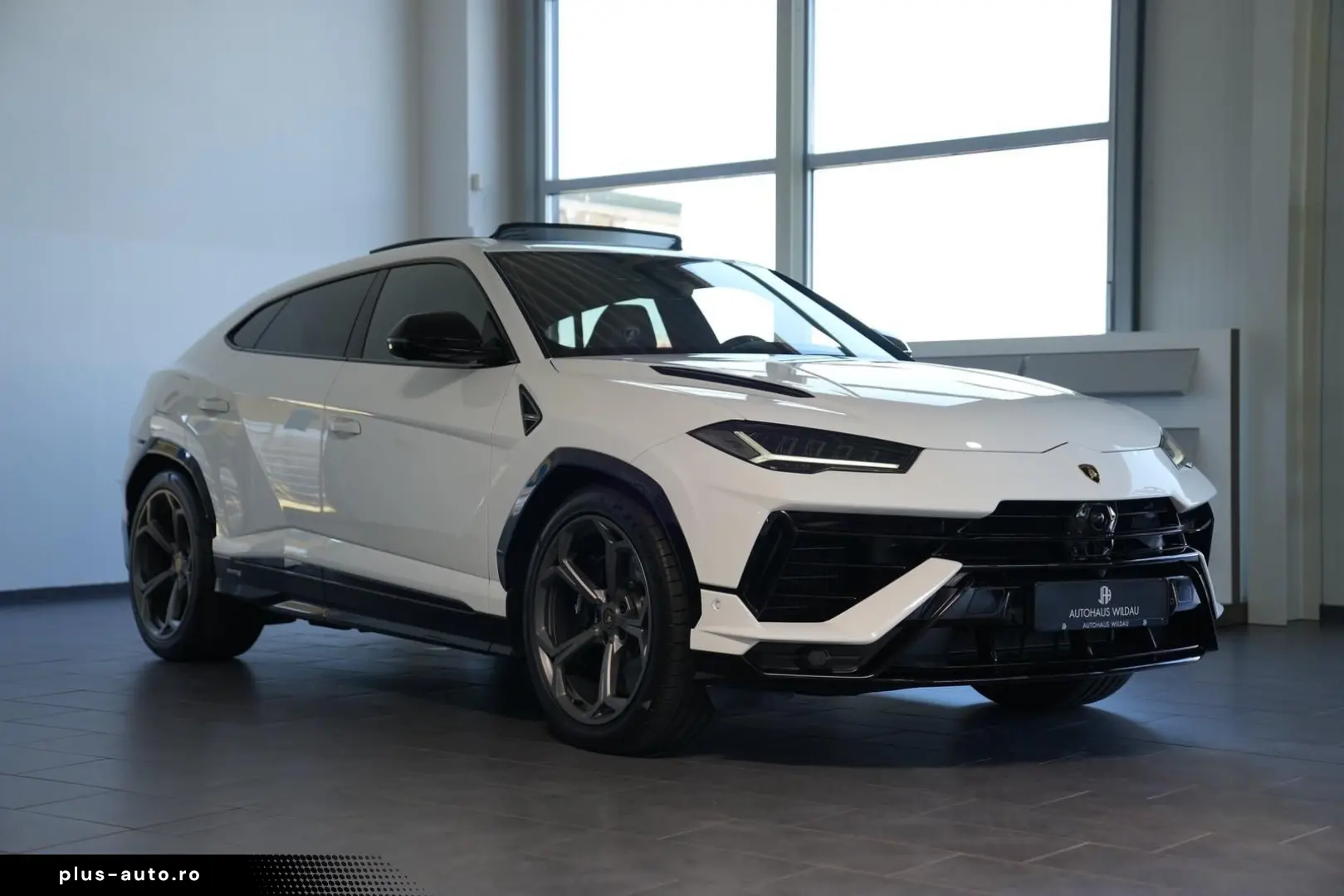LAMBORGHINI Urus S  PANO HEAD-UP SOFT B&O