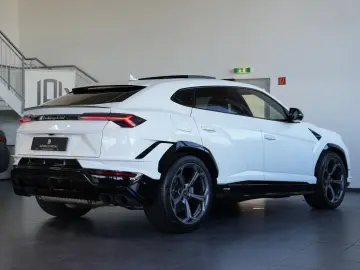 LAMBORGHINI Urus S  PANO HEAD-UP SOFT B&O