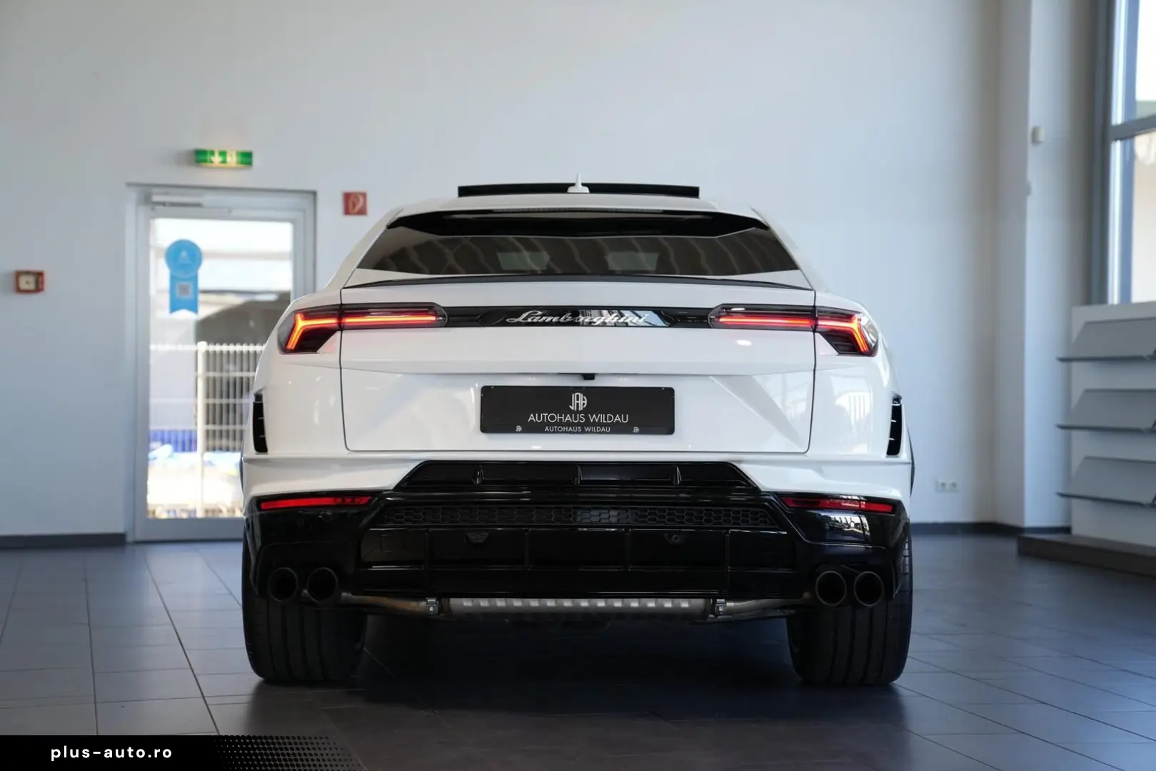 LAMBORGHINI Urus S  PANO HEAD-UP SOFT B&O