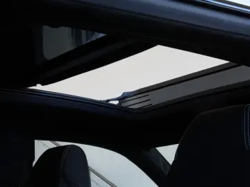 LAMBORGHINI Urus S  PANO HEAD-UP SOFT B&O