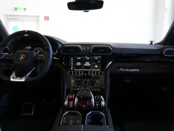 LAMBORGHINI Urus S  PANO HEAD-UP SOFT B&O