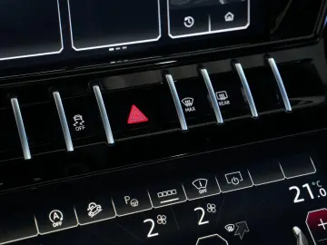LAMBORGHINI Urus S  PANO HEAD-UP SOFT B&O