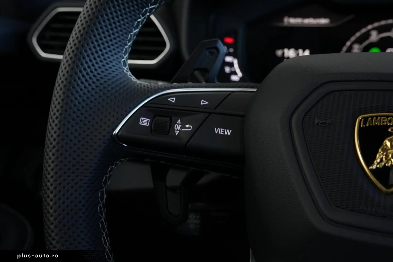 LAMBORGHINI Urus S  PANO HEAD-UP SOFT B&O