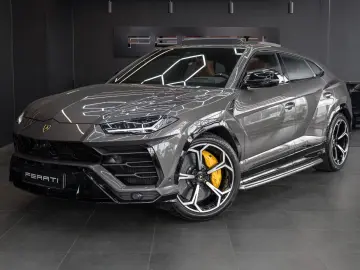 LAMBORGHINI Urus 4.0 V8 1.Hand