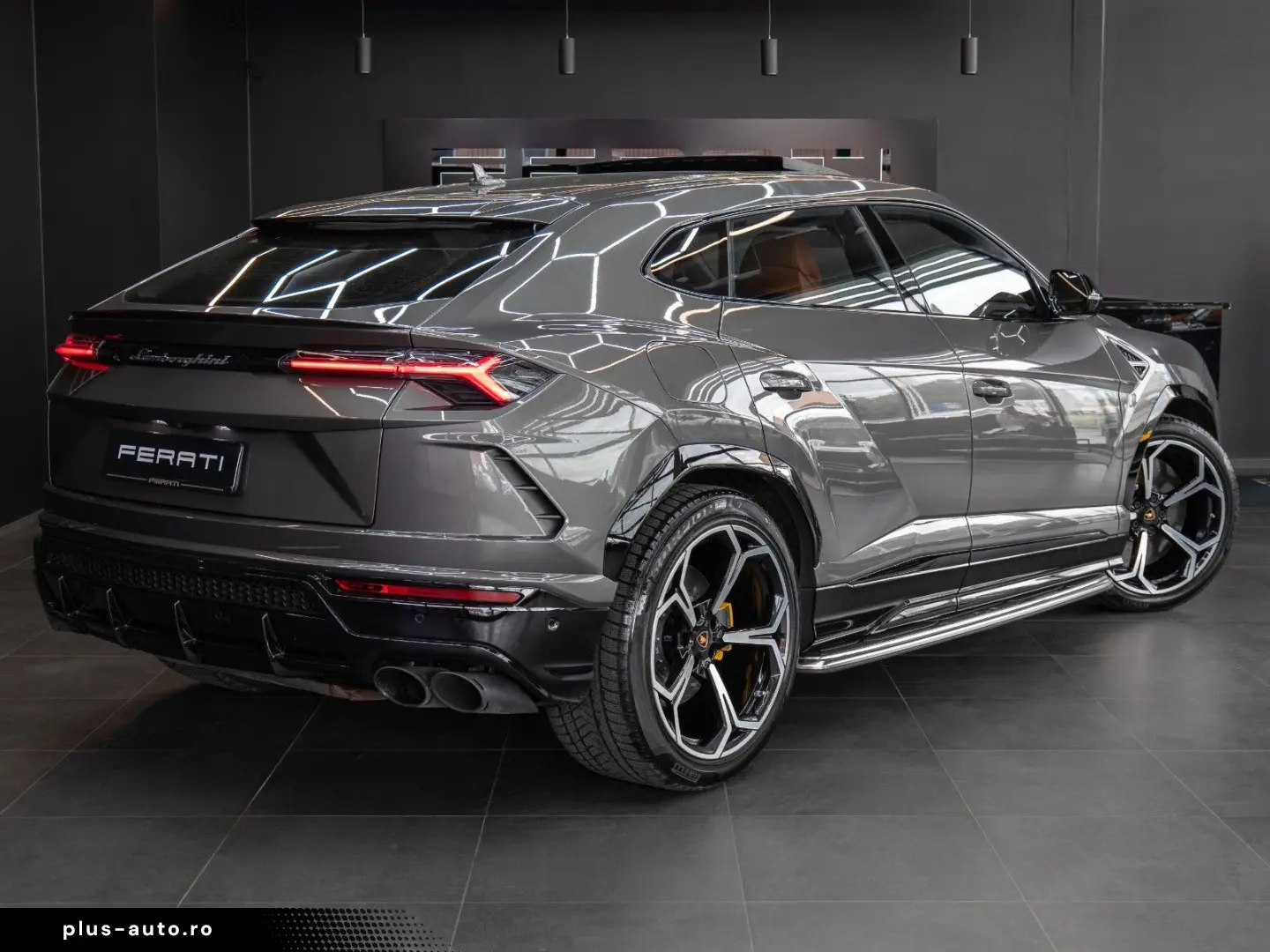 LAMBORGHINI Urus 4.0 V8 1.Hand