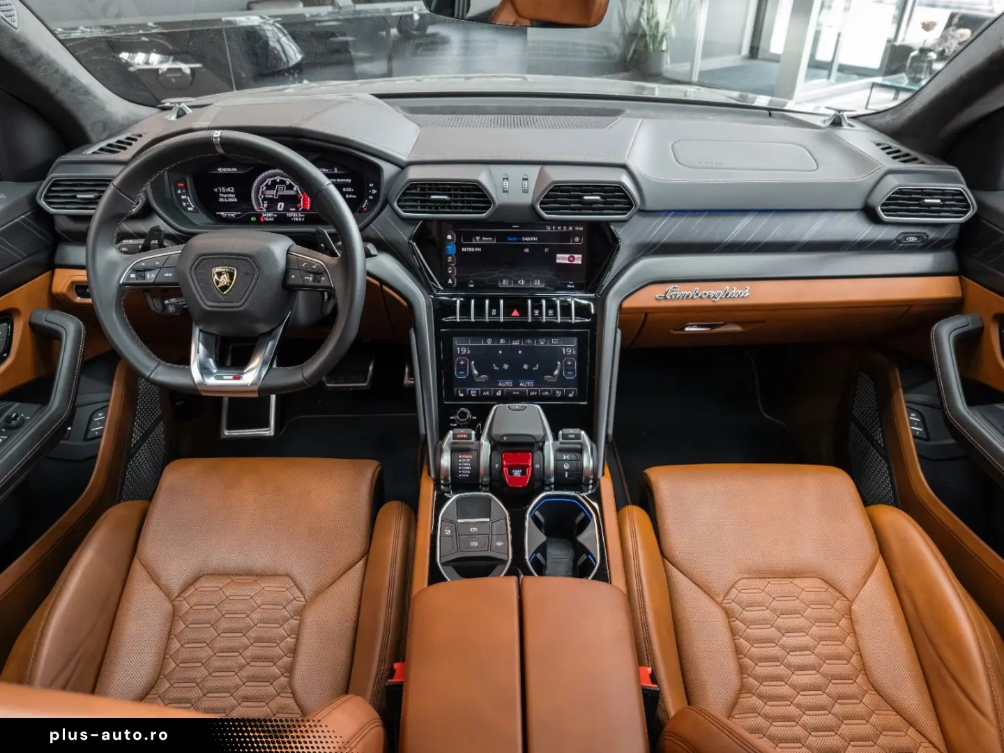 LAMBORGHINI Urus 4.0 V8 1.Hand