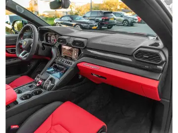 LAMBORGHINI Urus 4.0 V8 Auto. PANO 23 360  B&O HUD CARBON VO