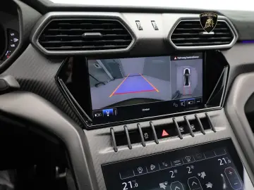 LAMBORGHINI Urus Performante MY24
