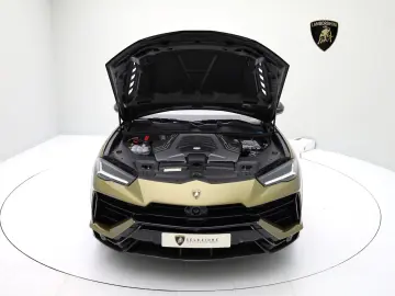 LAMBORGHINI Urus Performante MY24