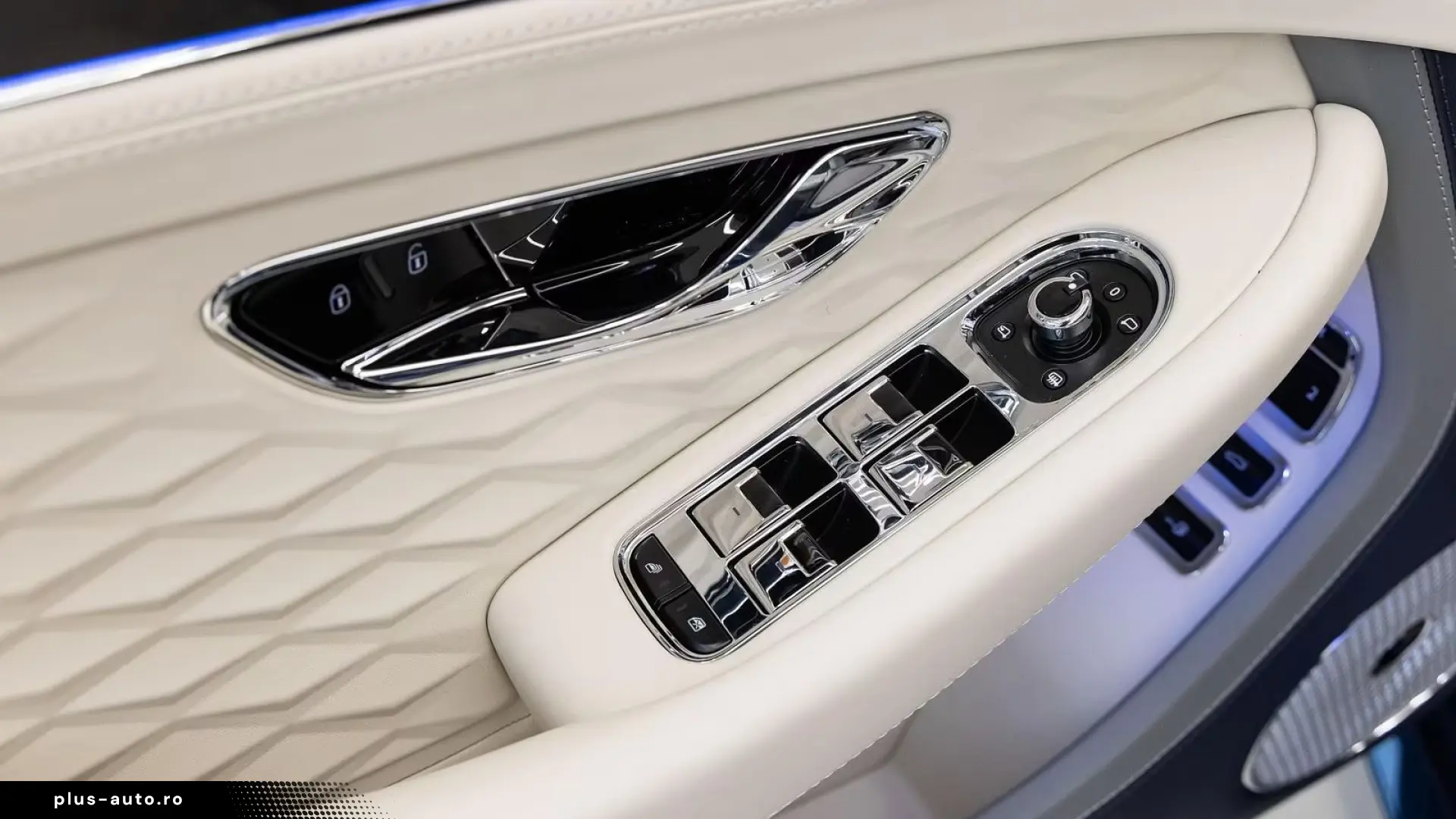 Bentley Continental GT Mulliner (MY26)