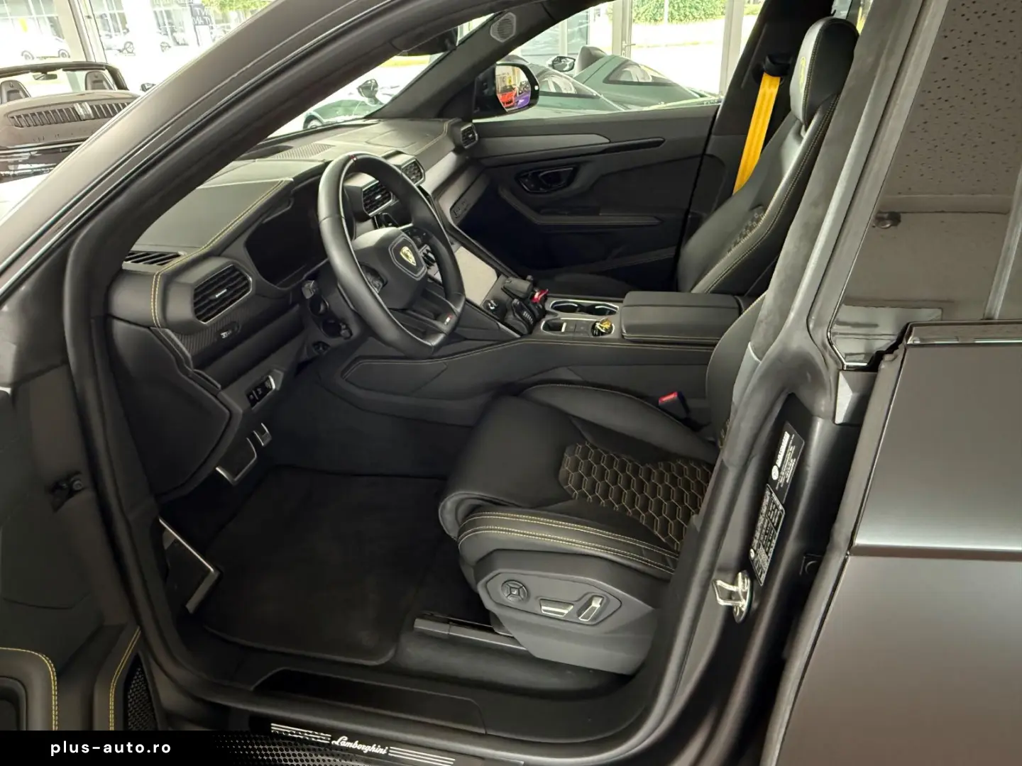 LAMBORGHINI Urus S MATT-LACK PANO B&O STYLE NIGHTVISION