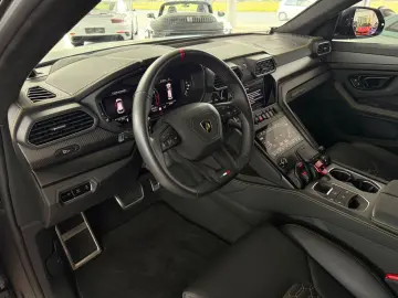 LAMBORGHINI Urus S MATT-LACK PANO B&O STYLE NIGHTVISION