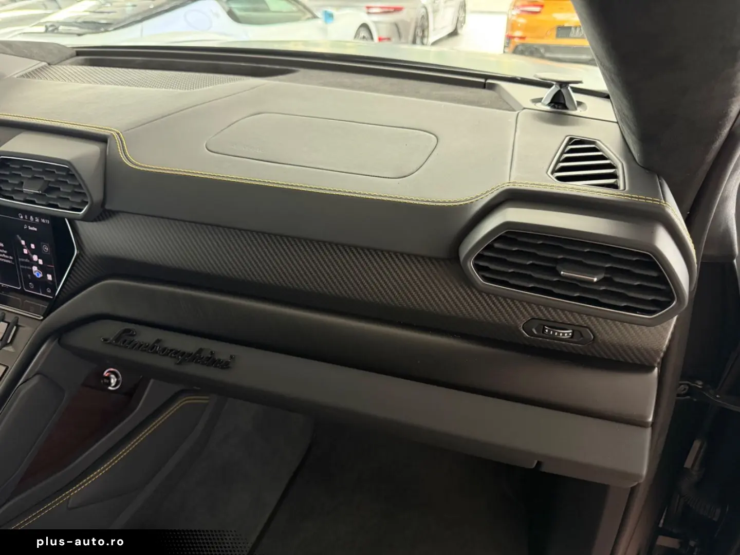 LAMBORGHINI Urus S MATT-LACK PANO B&O STYLE NIGHTVISION