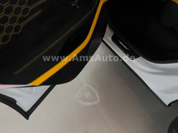 LAMBORGHINI Urus 4.0 V8 Performante Full Carbon Full PPF