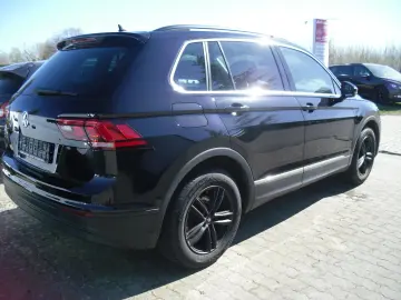 VW Tiguan Comfortline  PDC Kamera  SHZG Massagesitz