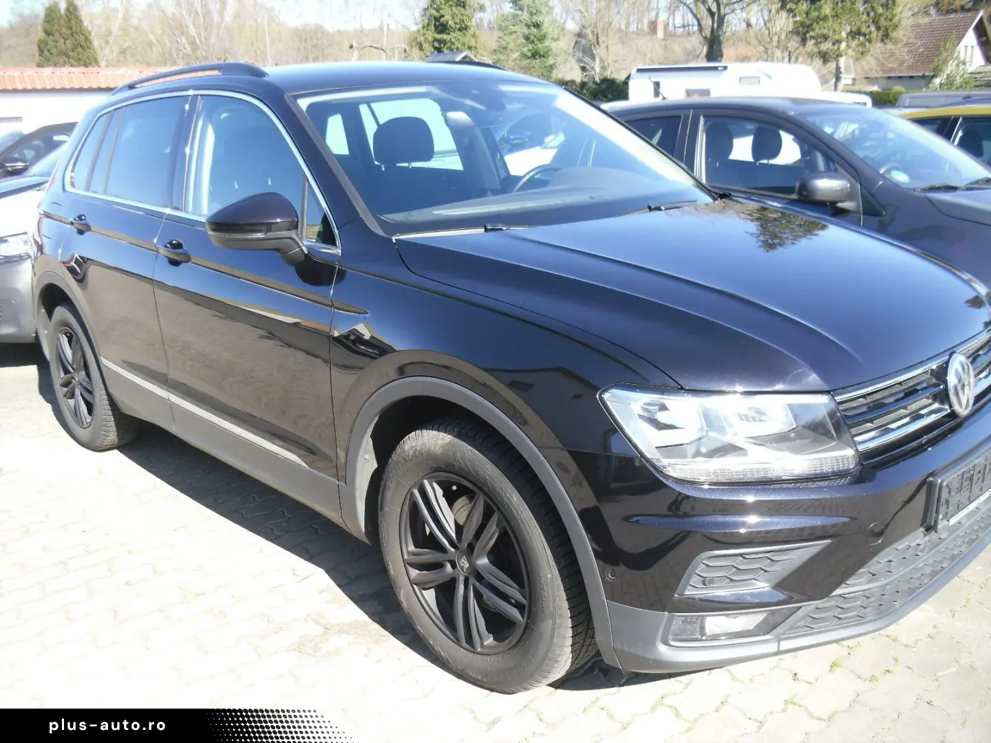 VW Tiguan Comfortline  PDC Kamera  SHZG Massagesitz