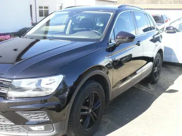 VW Tiguan Comfortline  PDC Kamera  SHZG Massagesitz