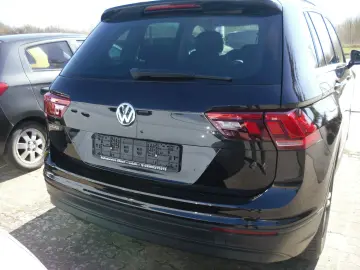 VW Tiguan Comfortline  PDC Kamera  SHZG Massagesitz