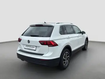 VW Tiguan 2.0 TDI NAVI PDC AHK TEMPOMAT Klima Navi