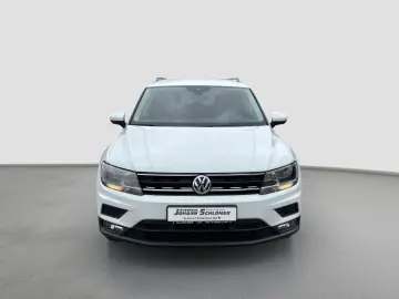 VW Tiguan 2.0 TDI NAVI PDC AHK TEMPOMAT Klima Navi
