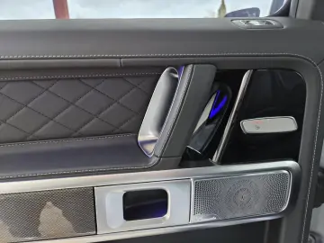 MERCEDES-BENZ G 63 V8 AMG  STHZG BURMESTER SCHIEBEDA…