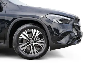 MERCEDES-BENZ GLA 220 4M   NIGHT PROGRESSIVE MEMO 360 DISTR