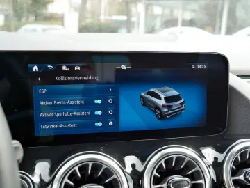 MERCEDES-BENZ GLA 220 4M   NIGHT PROGRESSIVE MEMO 360 DISTR
