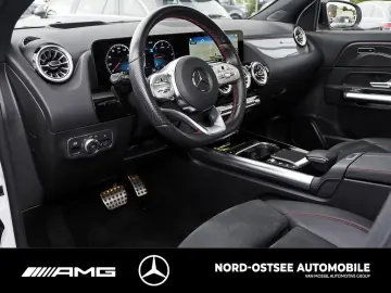 MERCEDES-BENZ GLA 220 d 4M AMG PANO HUD 360 STANDH. NIGHT