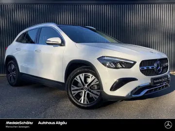 MERCEDES-BENZ GLA 220 d 4M Progressive Pano 360  Dis…
