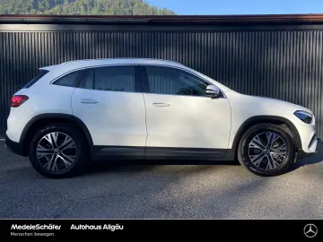 MERCEDES-BENZ GLA 220 d 4M Progressive Pano 360  Dis…