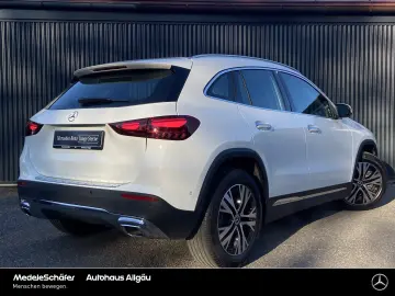 MERCEDES-BENZ GLA 220 d 4M Progressive Pano 360  Dis…
