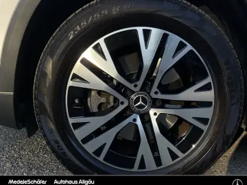 MERCEDES-BENZ GLA 220 d 4M Progressive Pano 360  Dis…