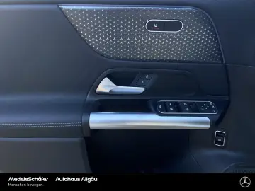 MERCEDES-BENZ GLA 220 d 4M Progressive Pano 360  Dis…