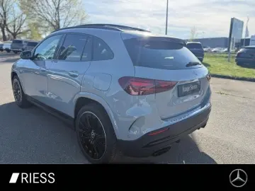 MERCEDES-BENZ GLA 200 d 4M AMG Sport Night Pano AHK …