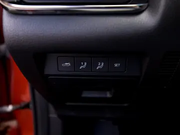 Mazda CX-30 e-SKYACTIV X186 AWD AT MHEV Takumi