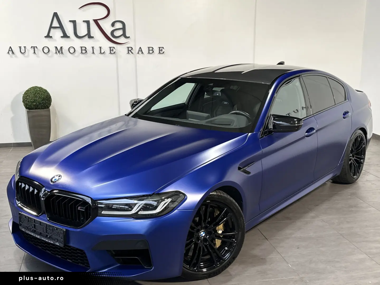 BMW M5 Competition NAV LED