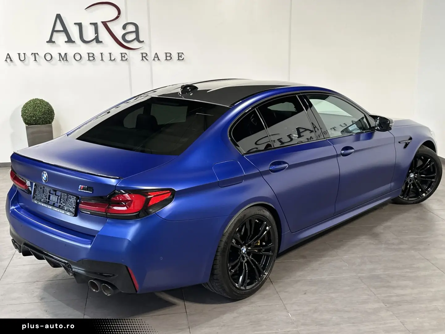 BMW M5 Competition NAV LED