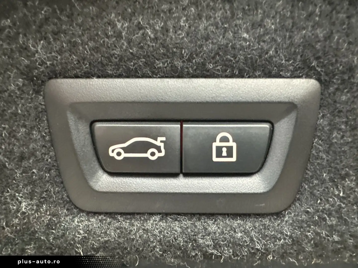 BMW M5 Competition NAV LED