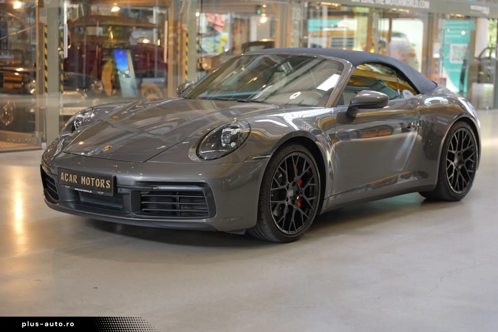 PORSCHE 992 Carrera Cabriolet