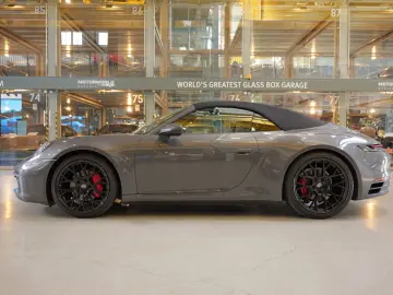 PORSCHE 992 Carrera Cabriolet