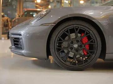 PORSCHE 992 Carrera Cabriolet