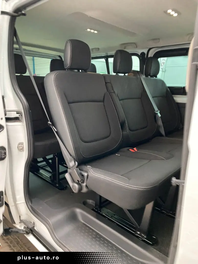 NISSAN Primastar Kombi L2H1 3 0t Tekna DCT Design