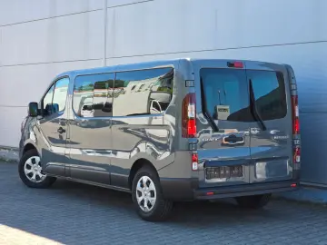 RENAULT Trafic Combi L2H1 Life (9-Sitze Kamera)