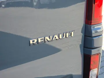 RENAULT Trafic Combi L2H1 Life (9-Sitze Kamera)
