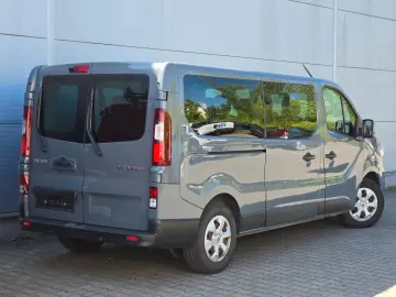 RENAULT Trafic Combi L2H1 Life (9-Sitze Kamera)