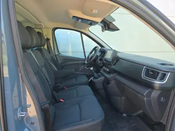 RENAULT Trafic Combi L2H1 Life (9-Sitze Kamera)