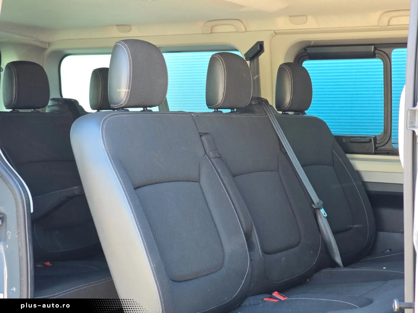 RENAULT Trafic Combi L2H1 Life (9-Sitze Kamera)