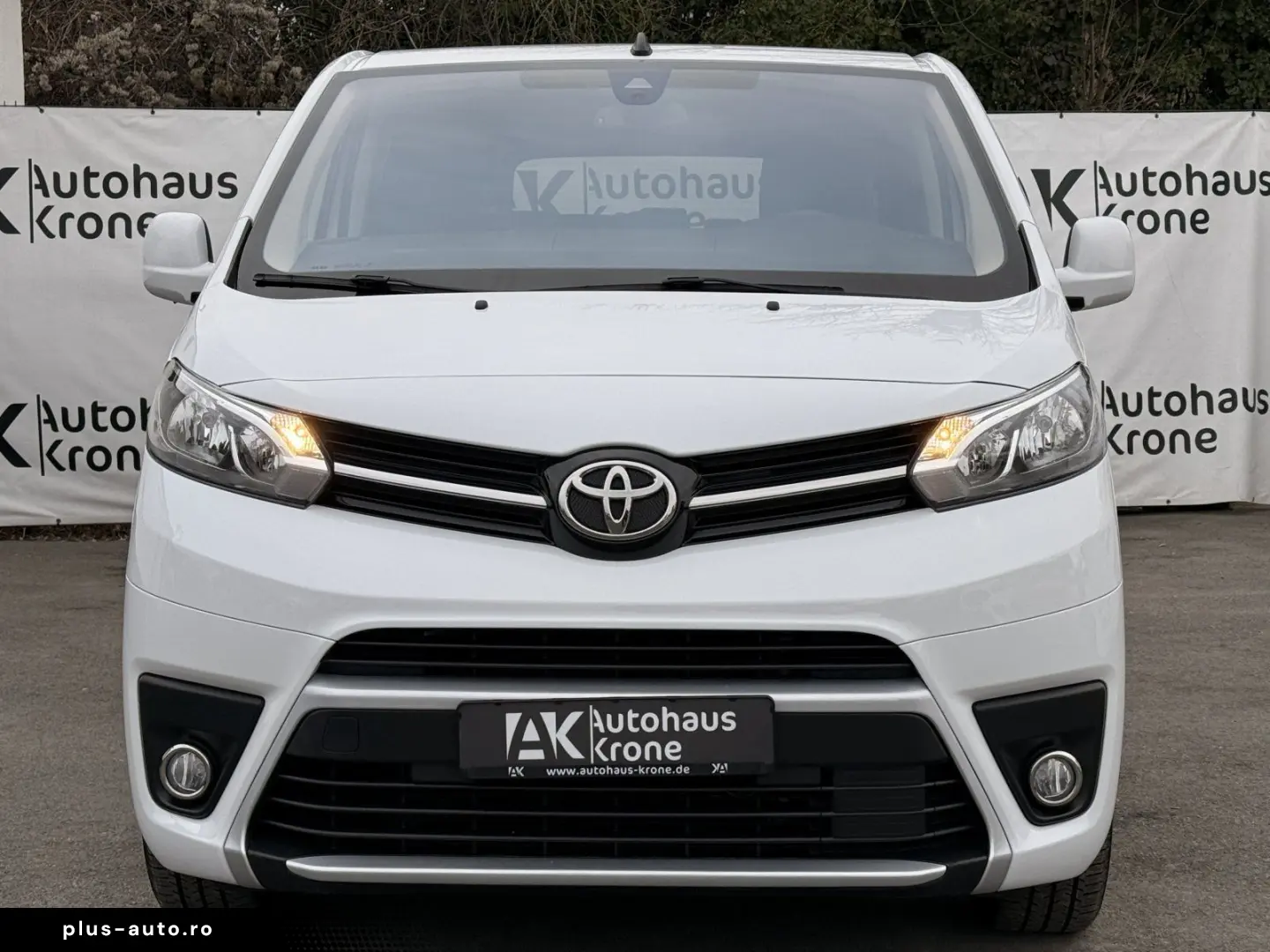 TOYOTA Proace Verso 2.0 D-4D L2 LANG  9-SITZER  STANDHE